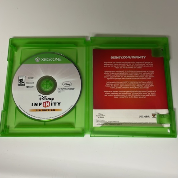 Disney Infinity Lot. XBOX ONE game, 2 platforms 2 discs w/bag and var figs - Picture 10 of 10